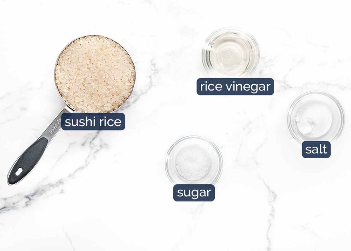 Ingredientes en arroz nítido