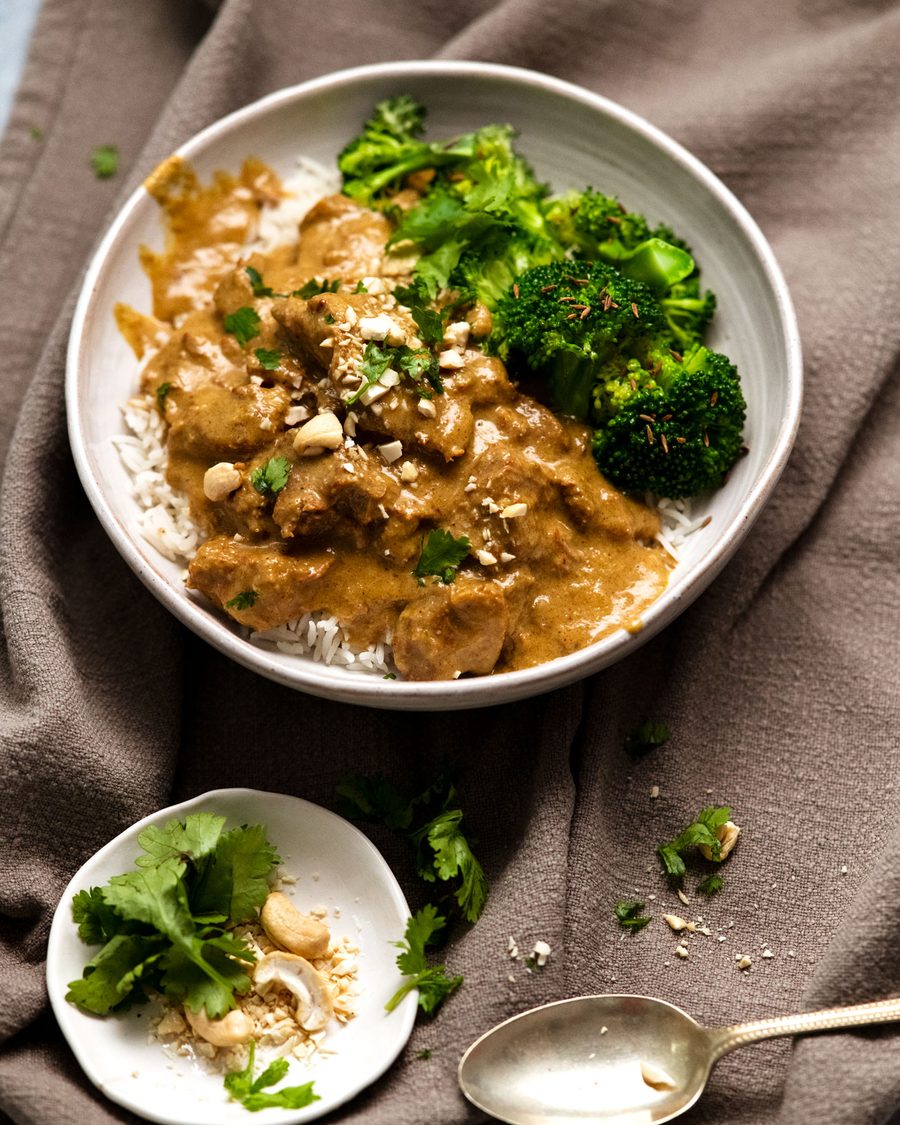 Korma Curry con arroz basmati listo para comer