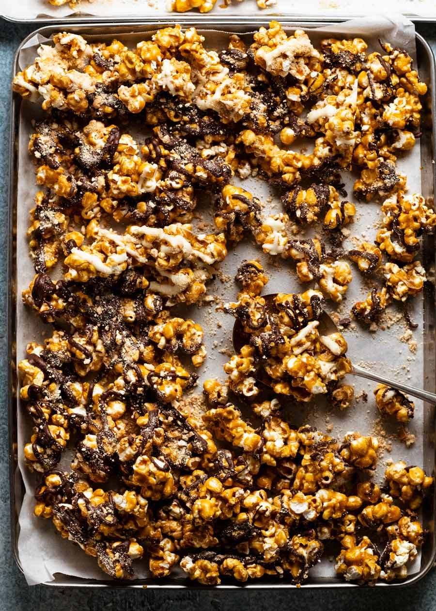 Bandeja de palomitas de maíz Golden Gaytime - receta de imitación