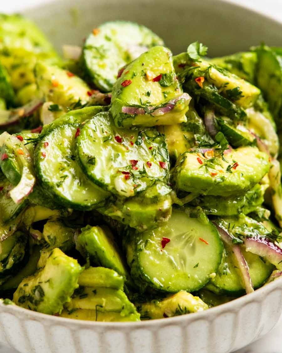 Avocar ensalada cerca