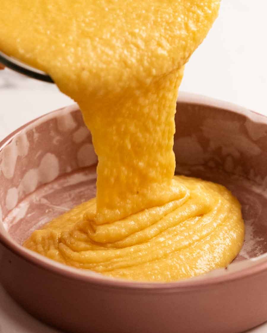 Versión de la masa en la sartén - pastel con almendras de coco con limón